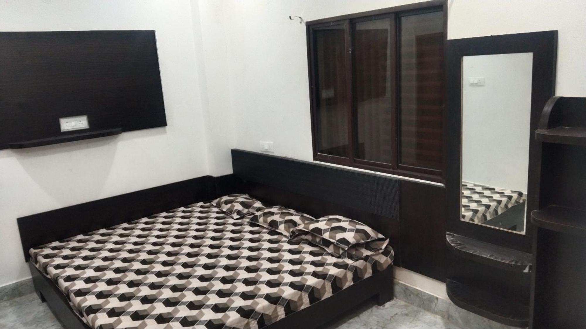Hotel Mangal Dham, Deoghar Camera foto