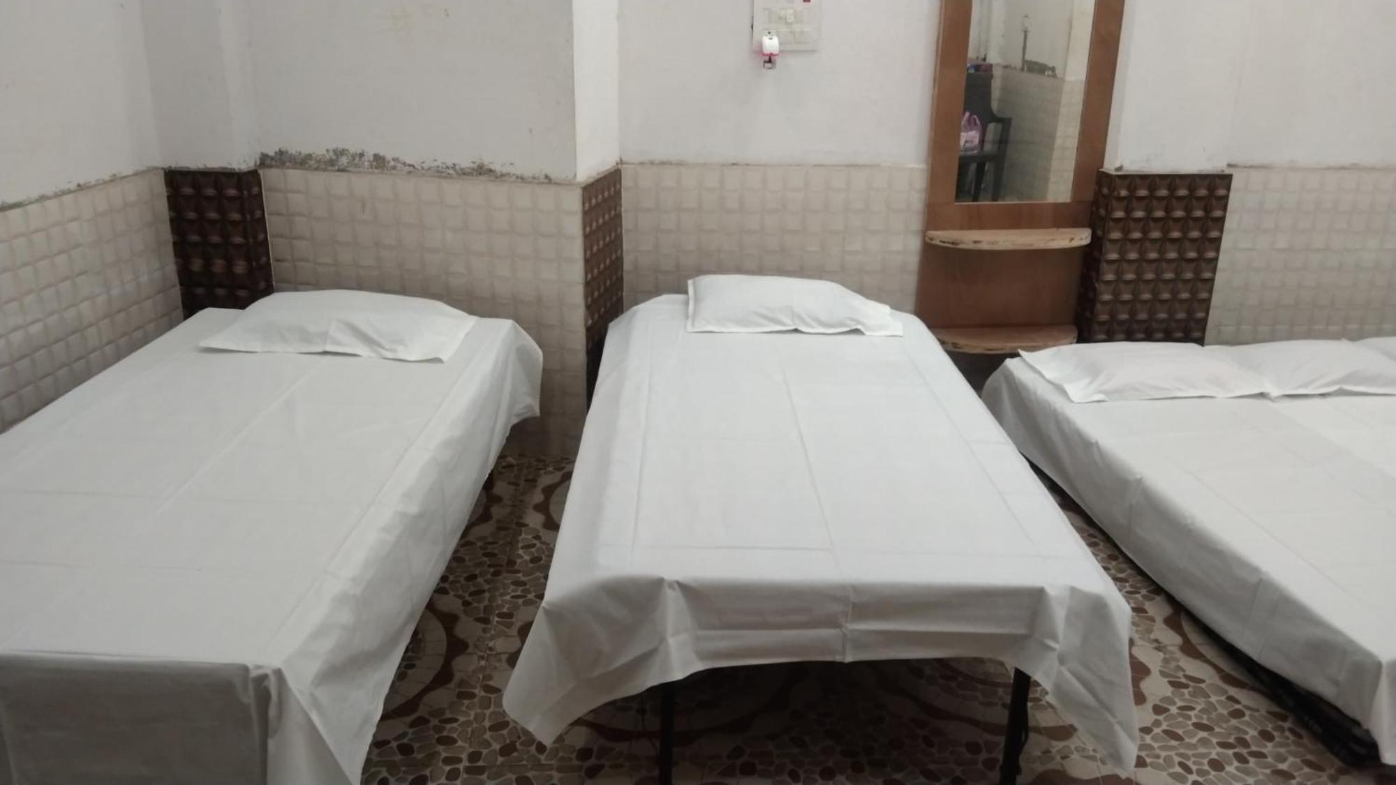 Hotel Mangal Dham, Deoghar Esterno foto